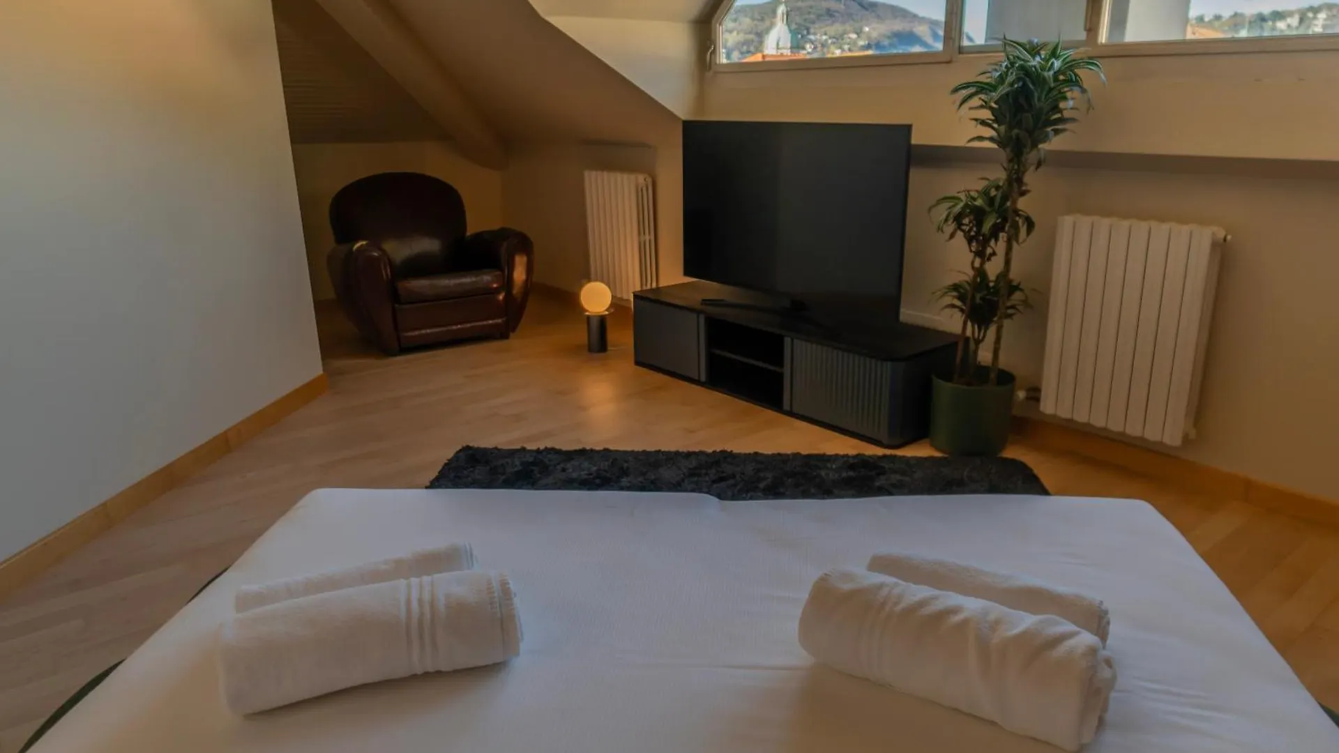Apartamento Casa Anzi Como Italia